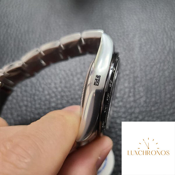 Cosmograph Daytona Panda Dial Oyster Men's Watch 116500LN-0001