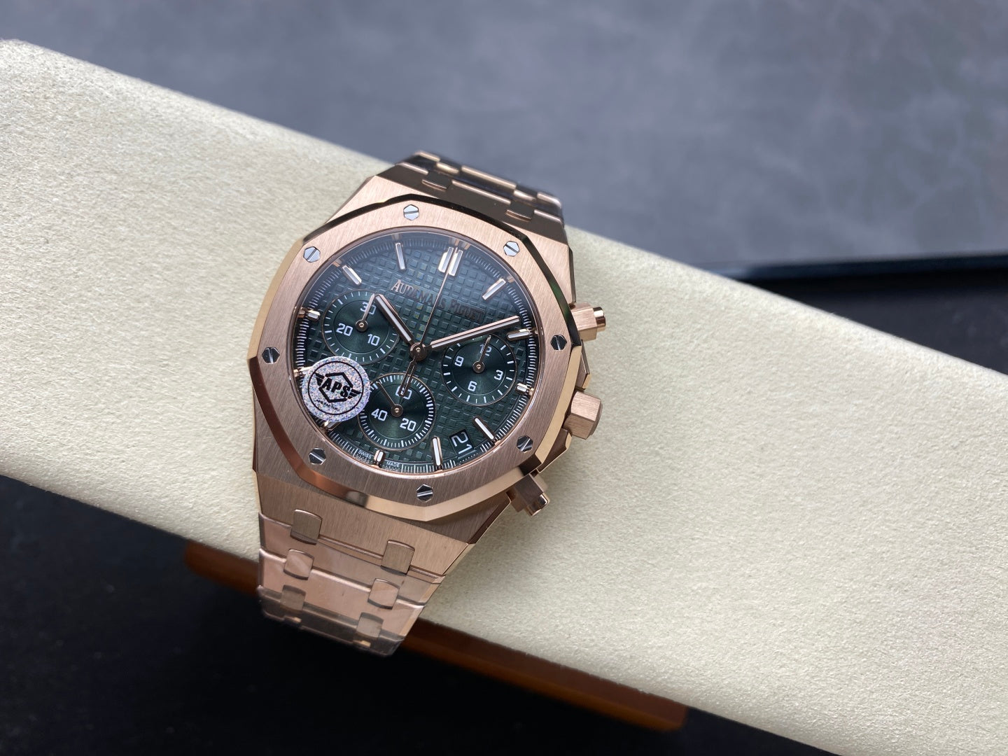 APS factory Audemars Piguet 26240 4401 integrated timing movement 41mm