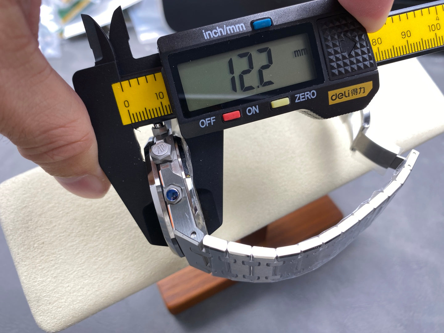 APS factory Audemars Piguet 26240 4401 integrated timing movement 41mm