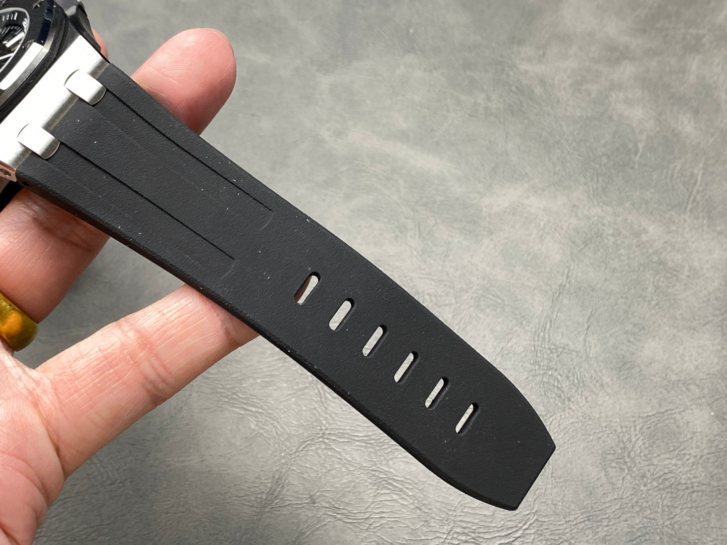 APS Factory Audemars Piguet 15710 Watch Rubber Strap 42mm