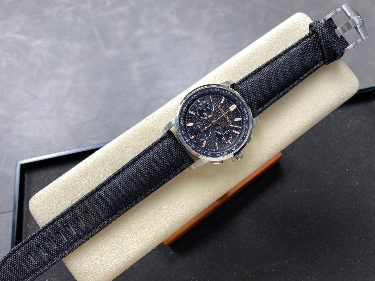 AP Audemars Piguet Code Royal Oak 26048 Offshore 41mm Timing Mechanical Watch