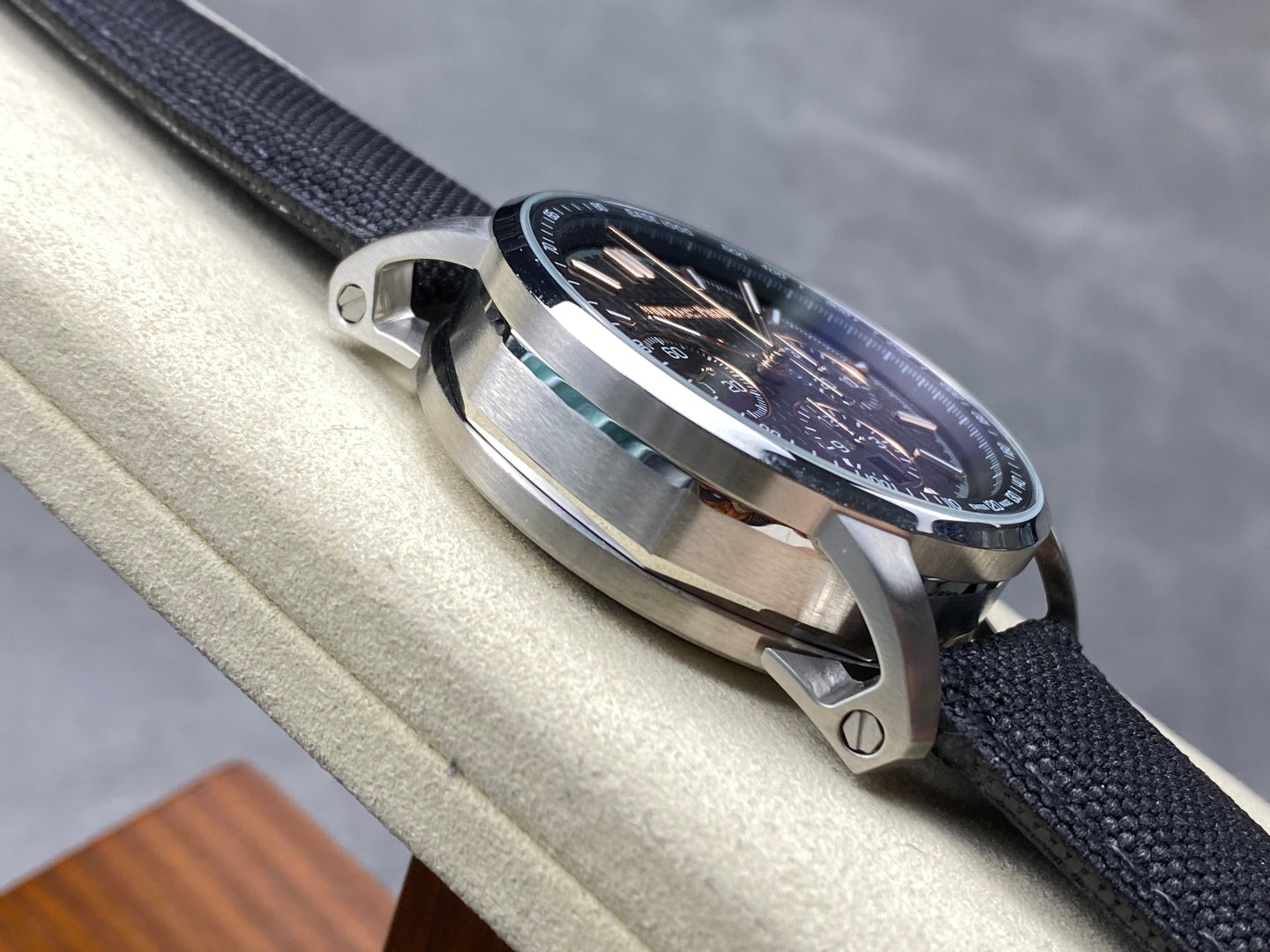 AP Audemars Piguet Code Royal Oak 26048 Offshore 41mm Timing Mechanical Watch