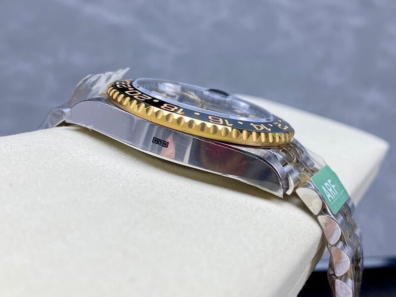 Rolex  GMT-Master