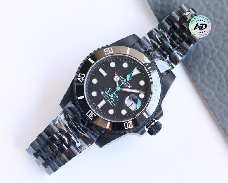 Rolex  Submariner