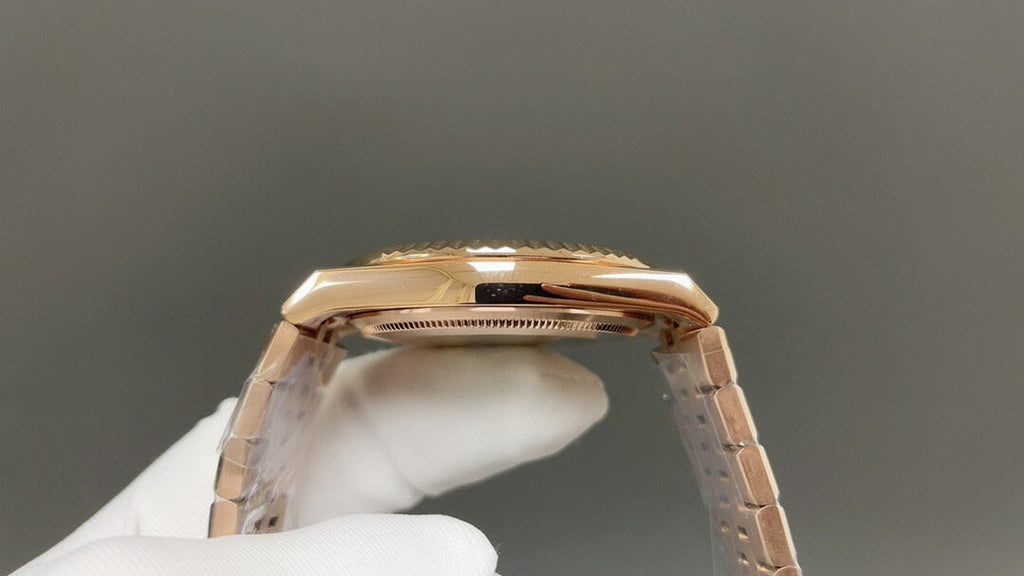 Rolex Land-Dweller