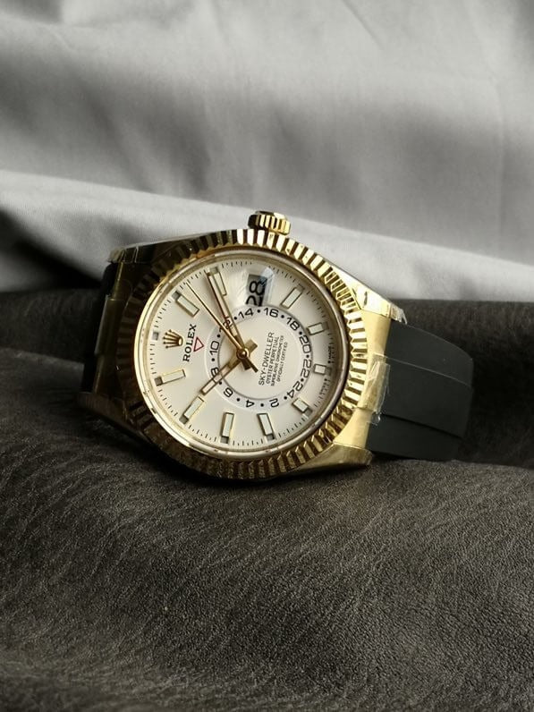 Rolex  Sky-dweller