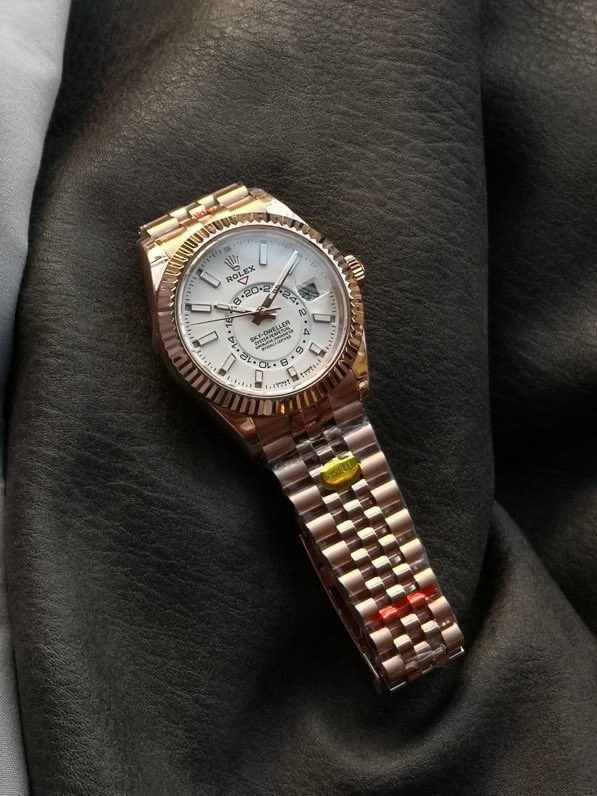 Rolex  Sky-dweller