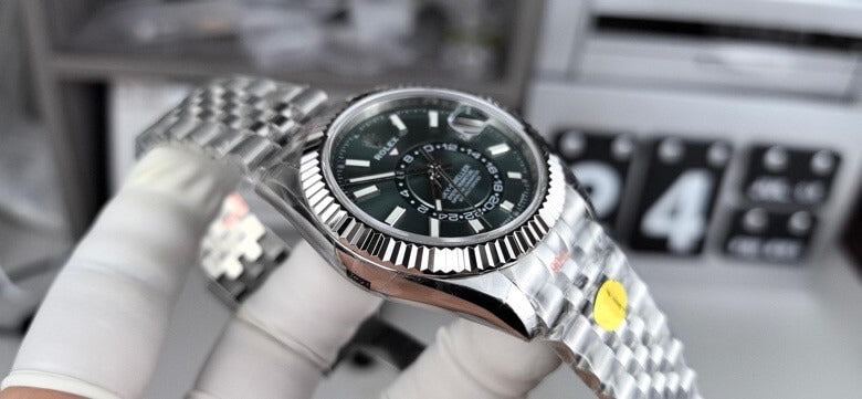 Rolex  Sky-dweller