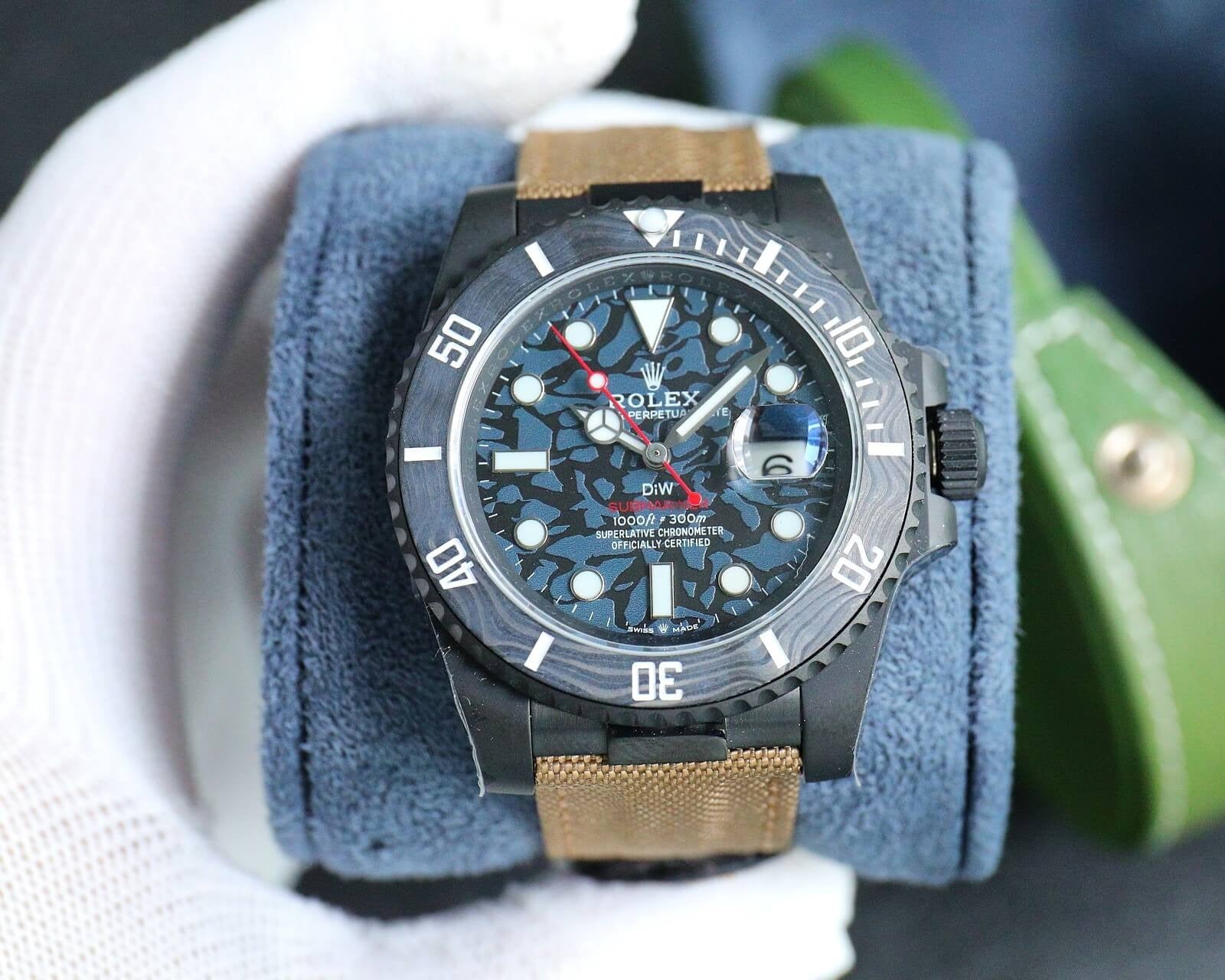 Rolex  Submariner