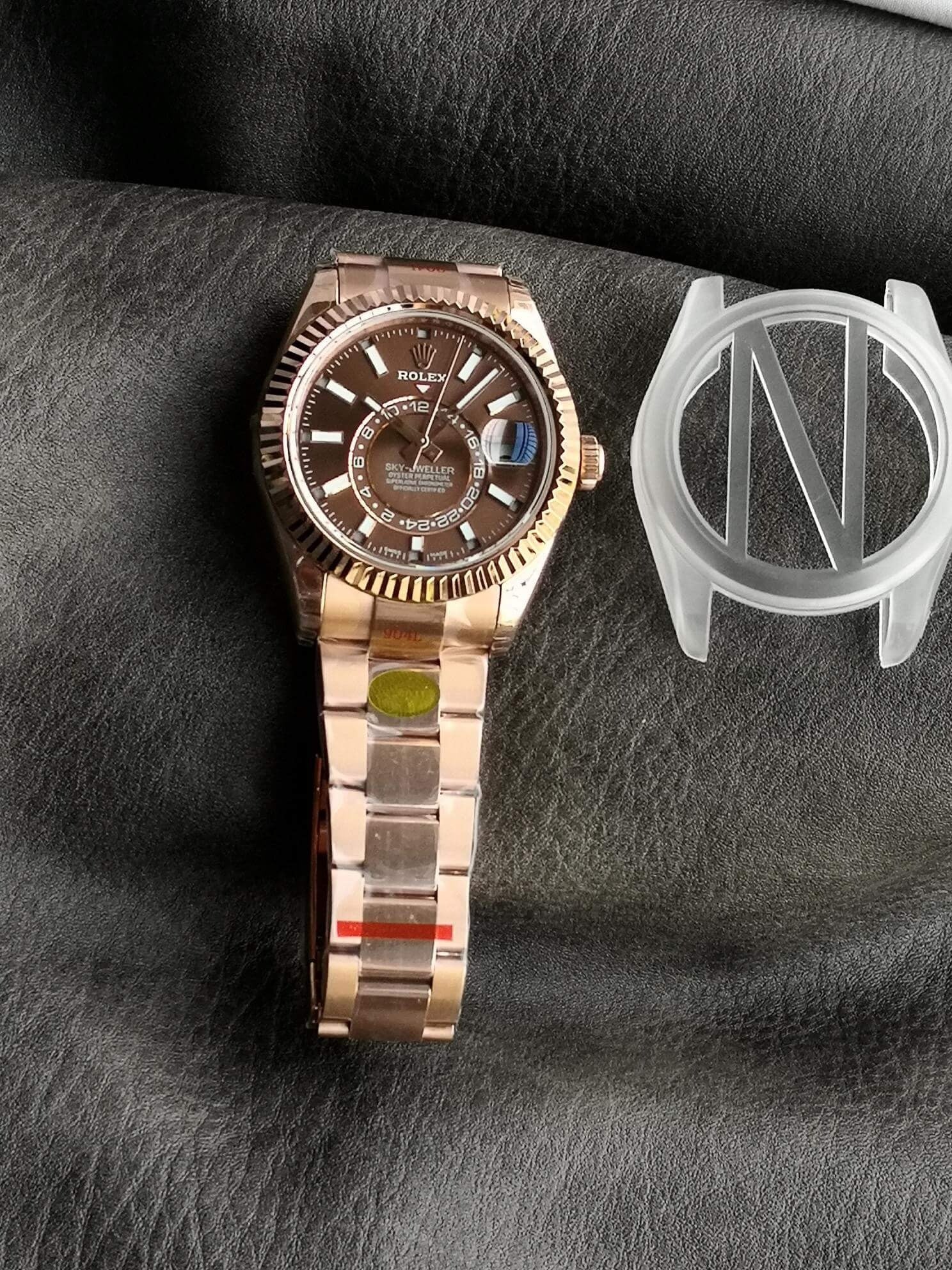 Rolex  Sky-dweller