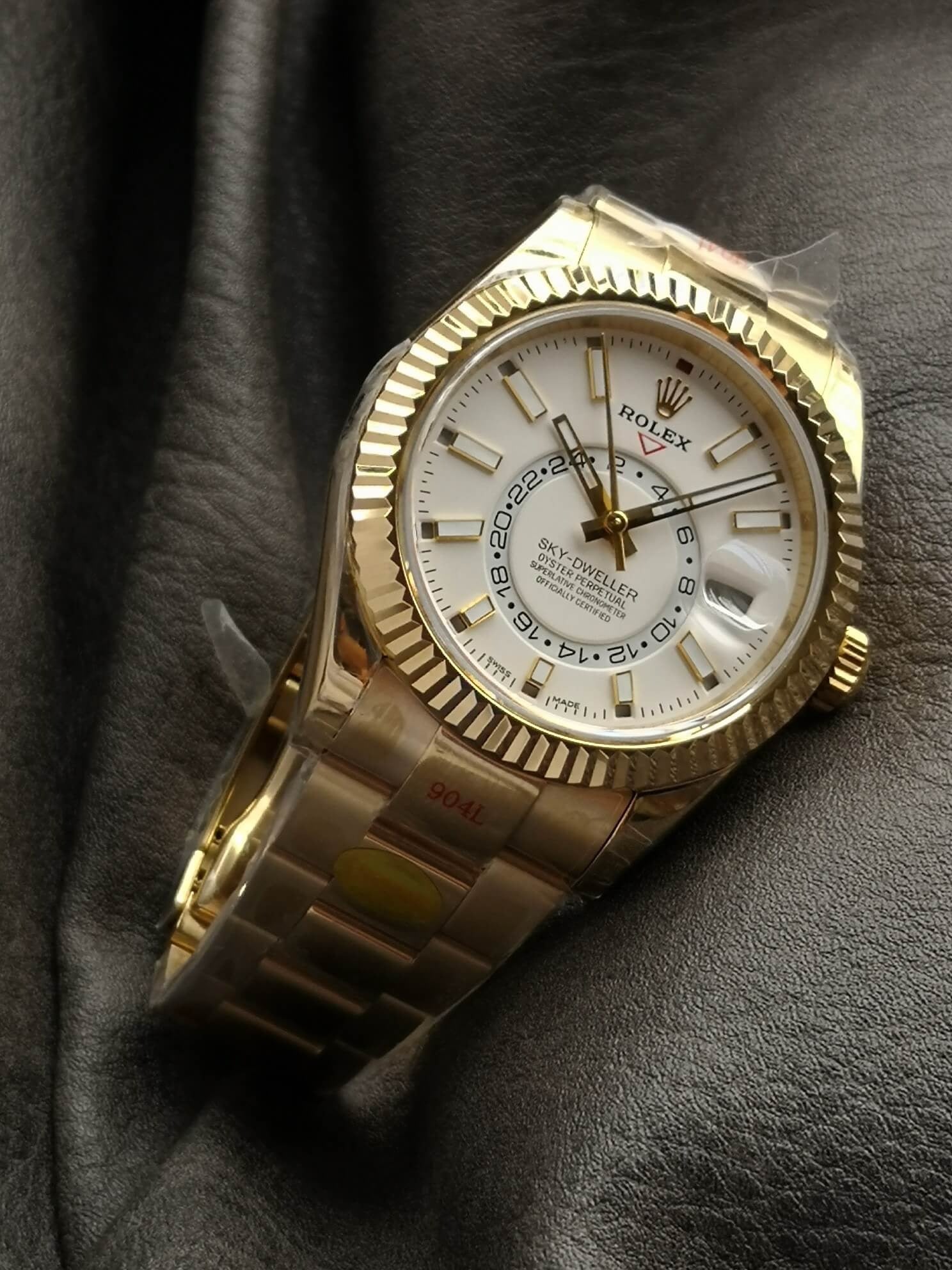 Rolex  Sky-dweller