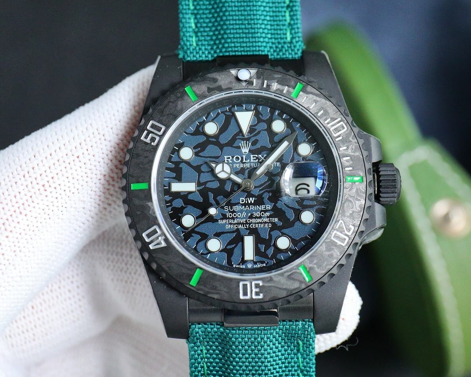 Rolex  Submariner