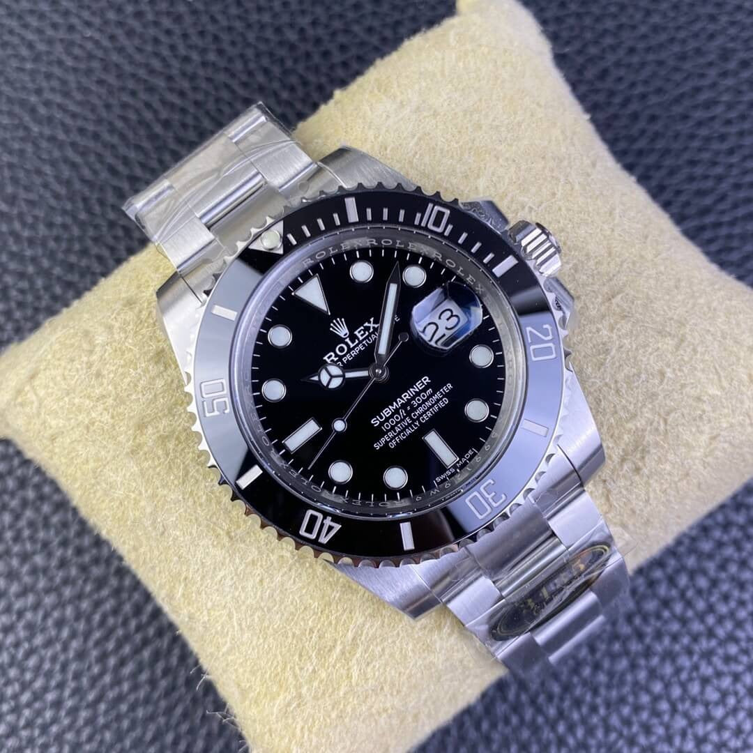 Rolex  Submariner