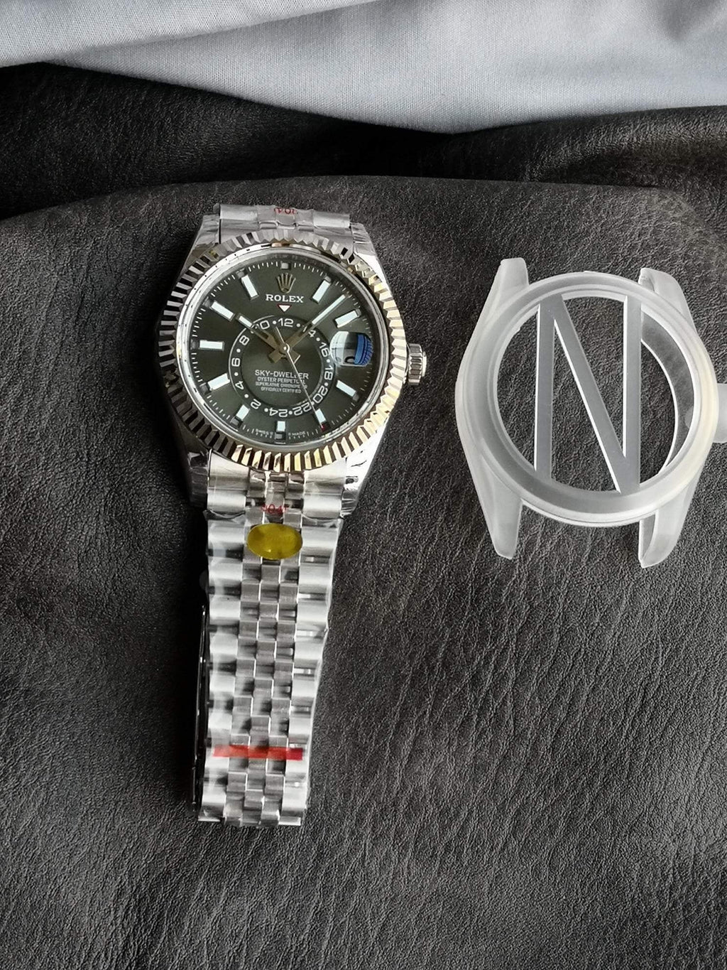 Rolex  Sky-dweller