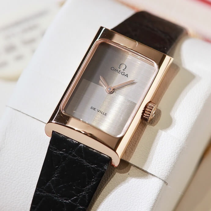 Omega De Ville