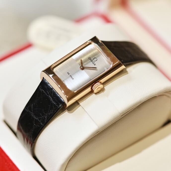 Omega De Ville