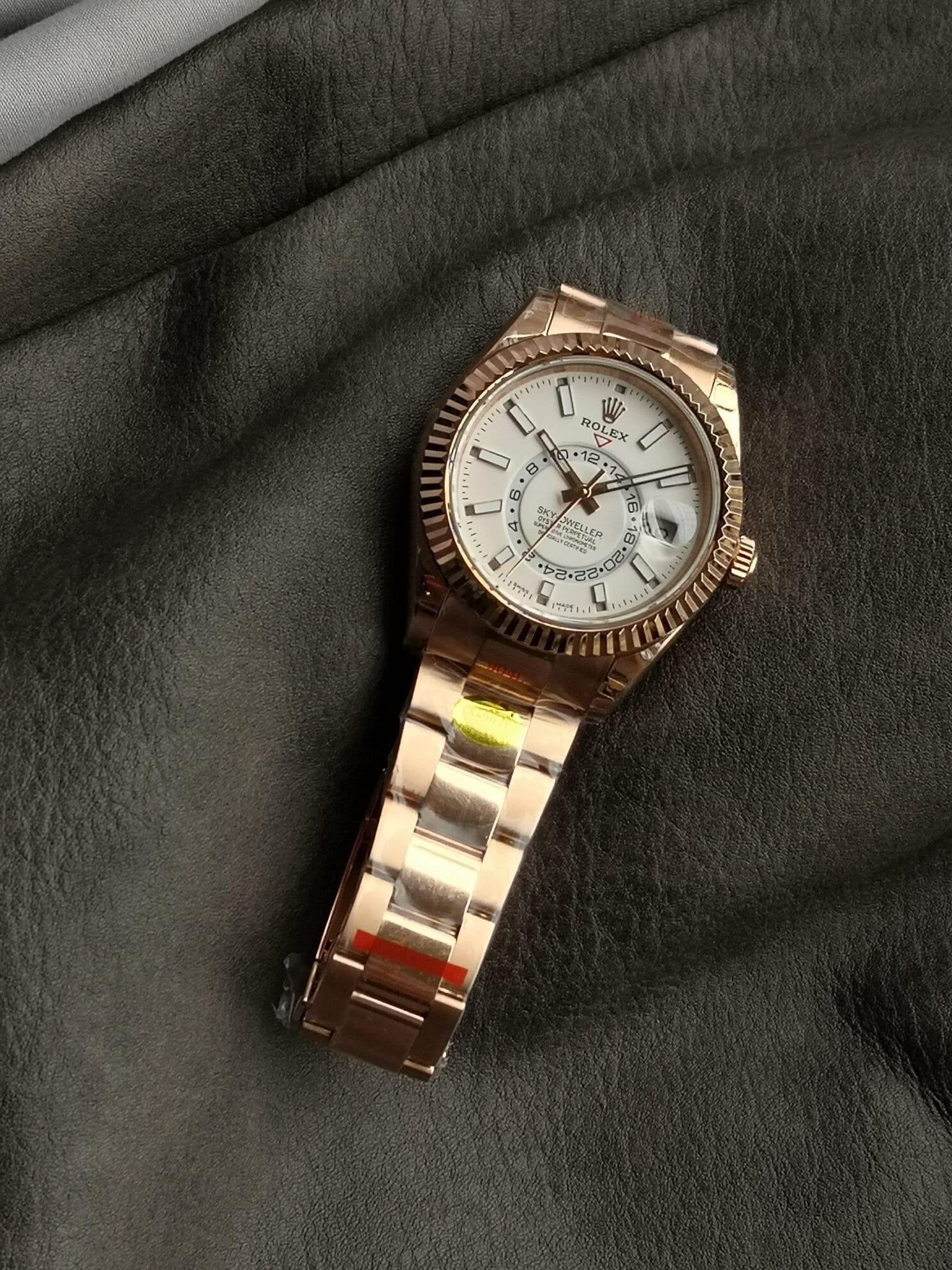 Rolex  Sky-dweller