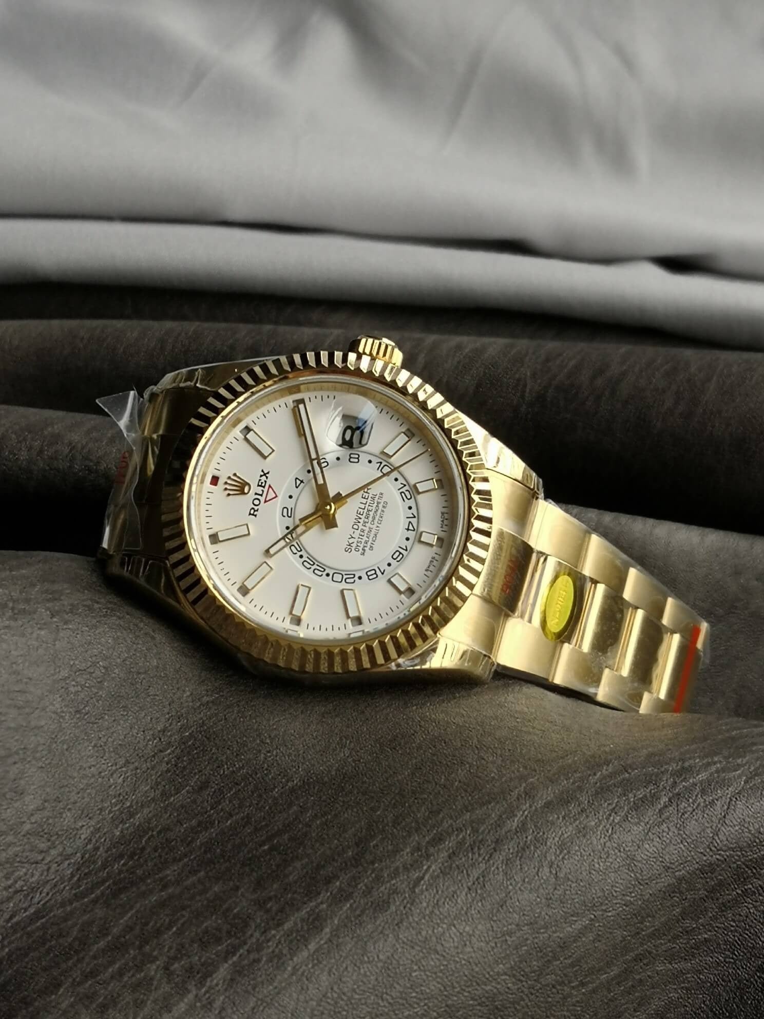 Rolex  Sky-dweller