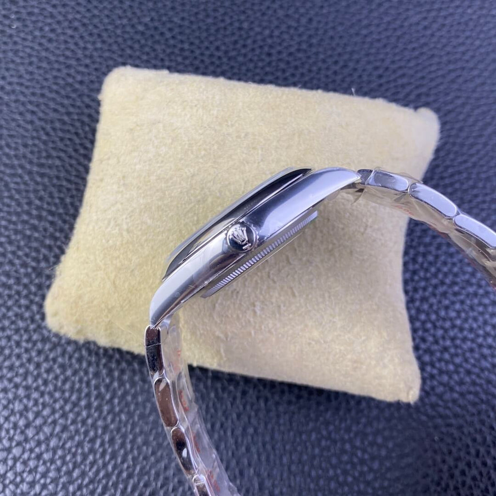 Rolex  Oyster Perpetual