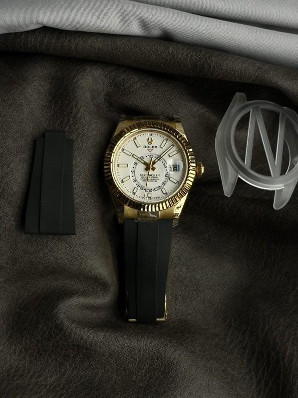 Rolex  Sky-dweller