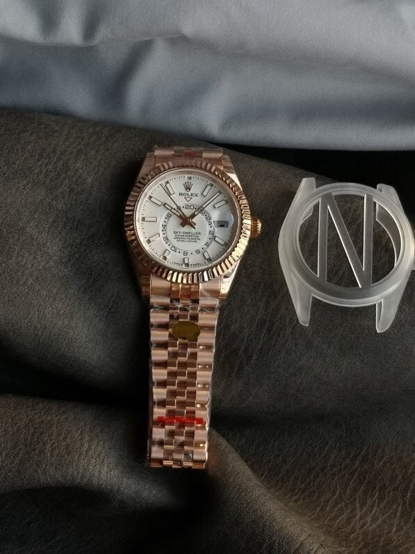 Rolex  Sky-dweller