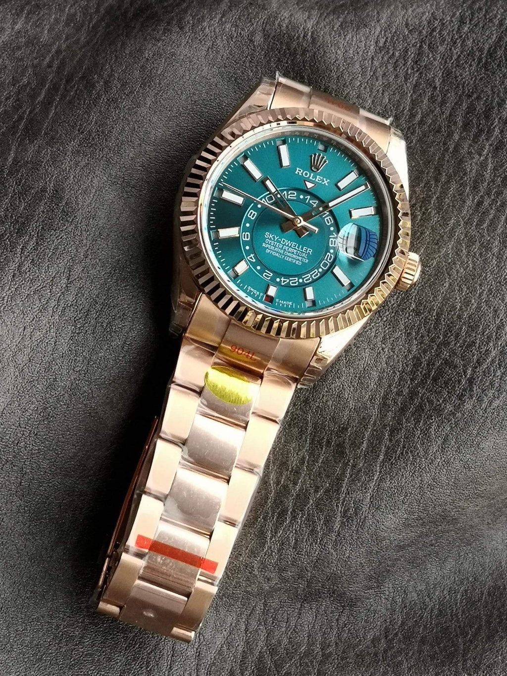 Rolex  Sky-dweller