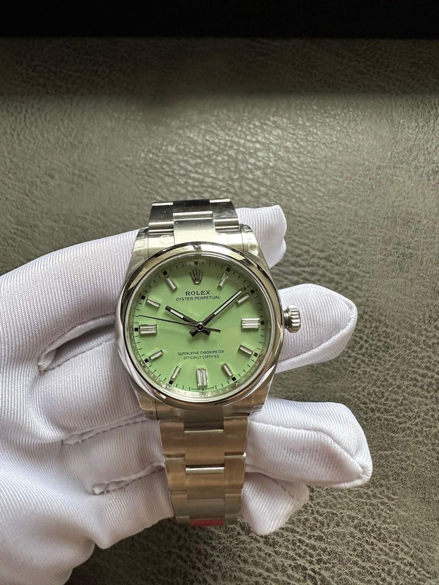 Rolex  Oyster Perpetual