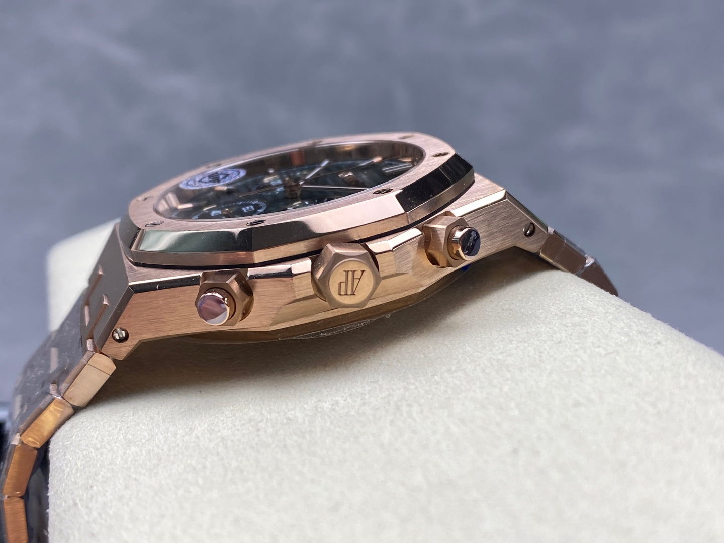 APS factory Audemars Piguet 26240 4401 integrated timing movement 41mm