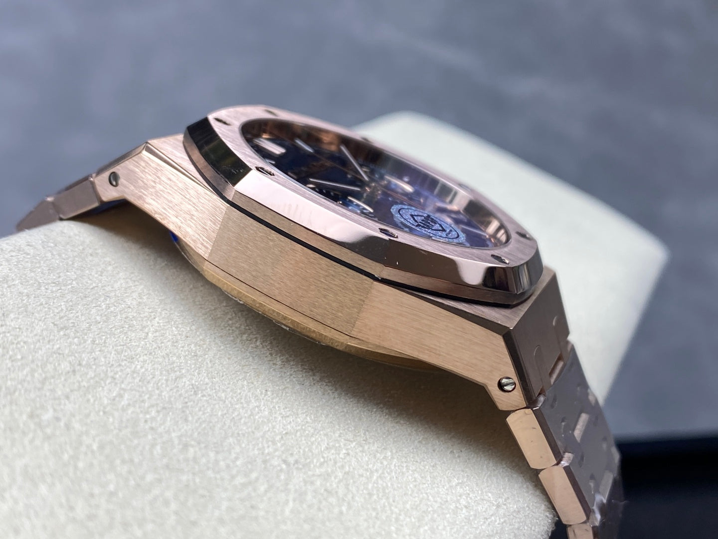 APS factory Audemars Piguet 26240 4401 integrated timing movement 41mm
