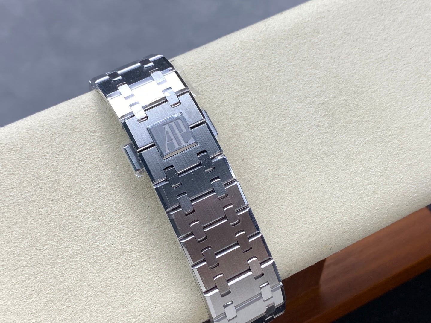 APS factory Audemars Piguet 26240 4401 integrated timing movement 41mm