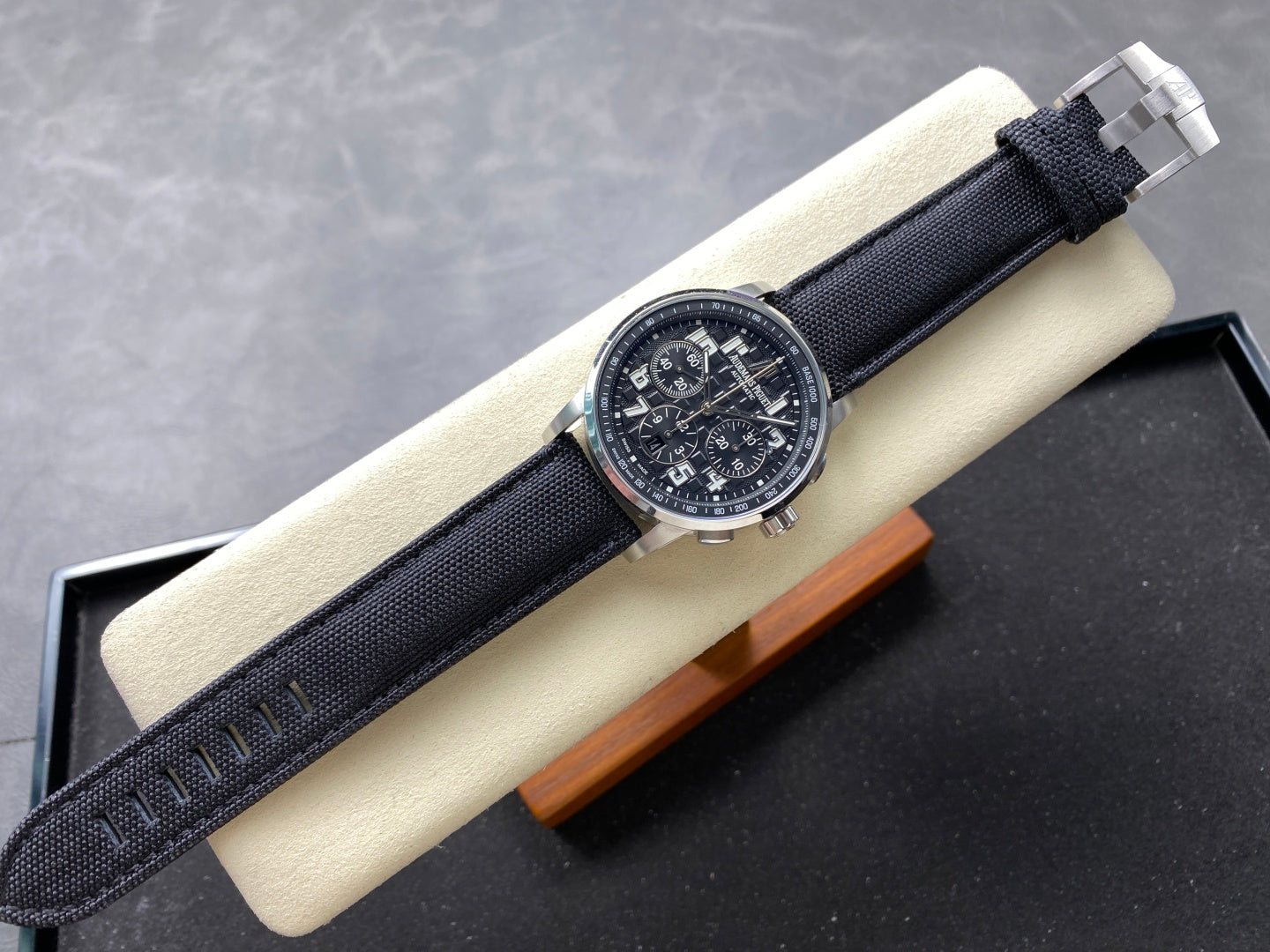 AP Audemars Piguet Code Royal Oak 26048 Offshore 41mm Timing Mechanical Watch