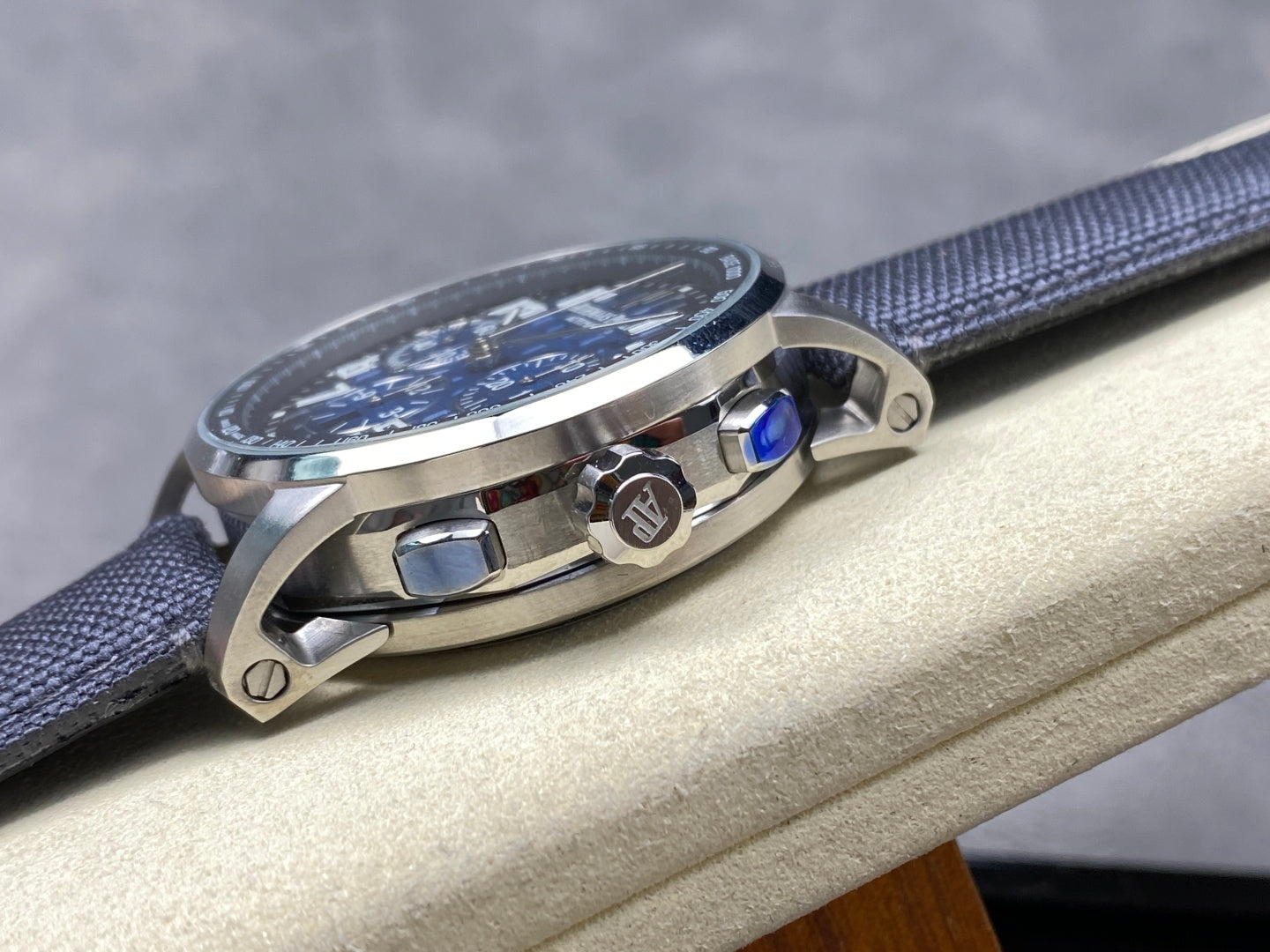 AP Audemars Piguet Code Royal Oak 26048 Offshore 41mm Timing Mechanical Watch