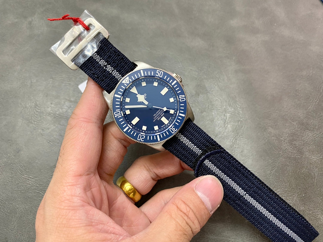 M+Factory, Tudor Leading Submarine FXD [M+factory] Features Blue -42mm
