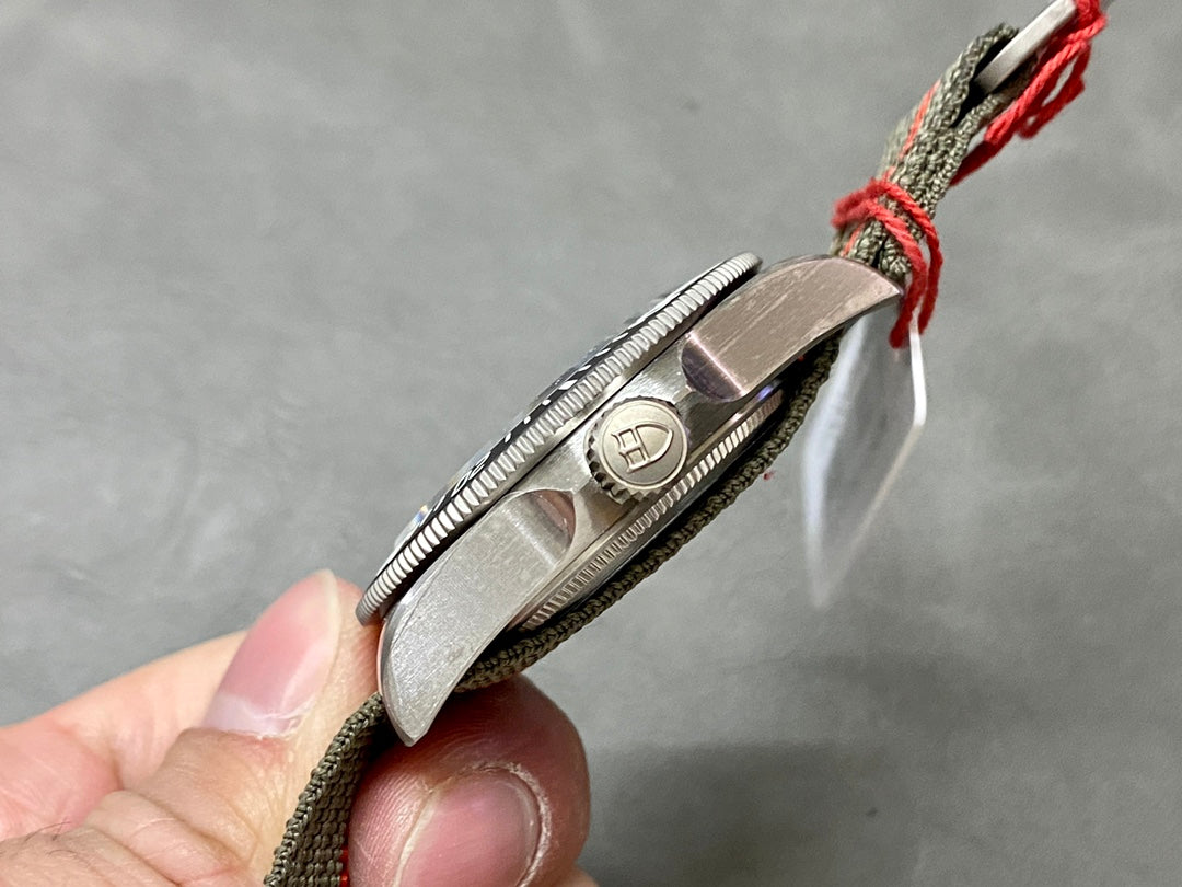 M+Factory, Tudor Leading Submarine FXD [M+factory] Features -42mm